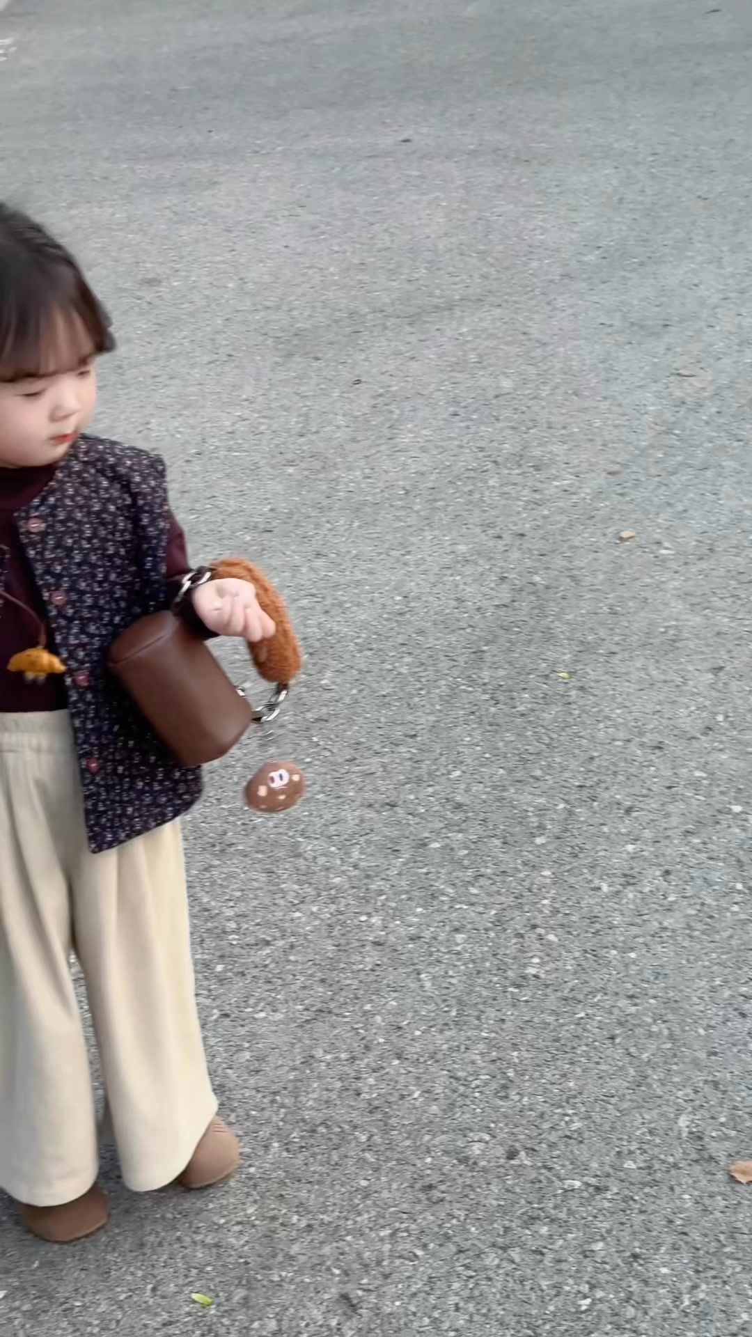 [🆕🇻🇳] Dâu Tây Shop – Or.d Quảng Châu – Ở ĐÂY CÓ BÁN QUẦN ÁO , PHỤ KIỆN TRẺ EM 🎀  🧑‍🧒❤️️👶⭐️ Em xinh  #reels #xuhuongreels #thoitrangtreem #babykids , shares-0✔️ , likes-0❤️️ , date-2025-09-06 20:38:50🇻🇳🇻🇳🇻🇳📰🆕