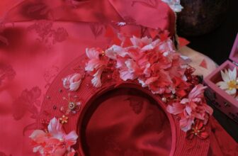 [🆕🇻🇳] XÉO XỌ 👕 Top1Fashion 👗  Trong ngày trọng đại, sắc đỏ luôn được xem như biểu tượng của hạnh phúc và khởi đầu viên mãn. Với XÉO XỌ, màu đỏ không chỉ gói gọn trong ý nghĩa truyền thố , shares-2✔️ , likes-35❤️️ , date-2025-09-06 21:08:26🇻🇳🇻🇳🇻🇳📰🆕