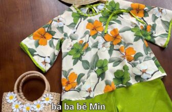 [🆕🇻🇳]  Chuyên sỉ lẻ đồ ồ bà ba bé 🧑‍🧒❤️️👶⭐️ Mẫu bà ba lam pháp phục này đẹp xuất sắc luôn khách ơi
Chất vải lụa mềm đẹp lắm nha
Em có size bé từ 6-40kí
khách in để e Tv cho nha
, shares-0✔️ , likes-2❤️️ , date-2025-09-10 03:51:48🇻🇳🇻🇳🇻🇳📰🆕