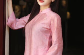 [🆕🇻🇳] Tesoro-Baby SHOP 😎❤️️⭐️ “Ngả nghiêng cho đời ngẩn ngơ
Ngả nghiêng nét đẹp nàng thơ
Ngả nghiêng thấy hoa cười với ai”
Áo dài tơ tencel nhẹ nhàng, thanh lịch
Chị em nên có ít nhất , shares-0✔️ , likes-2❤️️ , date-2025-09-09 16:44:07🇻🇳🇻🇳🇻🇳📰🆕