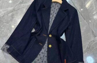 [🆕🇻🇳] Thuy Ngoc Nguyen – Thời trang cao cấp  👕 Top1Fashion 👗  𝐇𝐀̀𝐍𝐆 𝐌𝐎̛́𝐈 𝐕𝐄̂̀
Cập bến em áo khoác bò LV cao cấpp
fromm dáng lên sịn đét lun ạ
sz sm /
kháh ưng nhắn em ngay nhaPv10573980
, shares-1✔️ , likes-0❤️️ , date-2025-09-09 19:54:00🇻🇳🇻🇳🇻🇳📰🆕