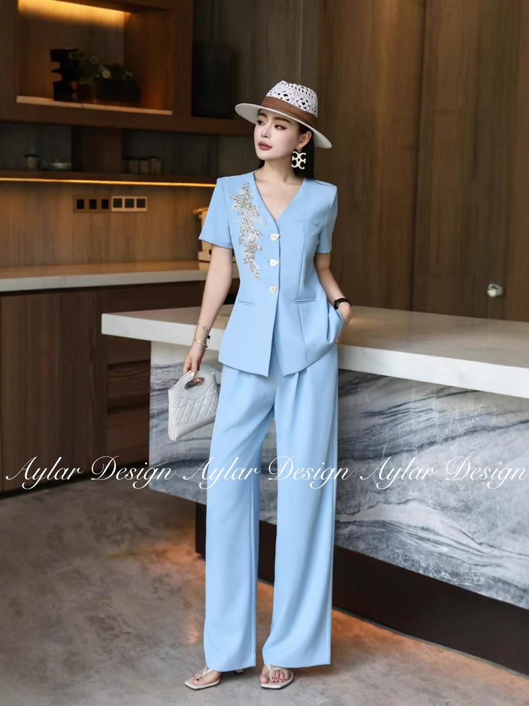 [🆕🇻🇳] Aylar Design – Thiết kế & Thời trang 👕 Top1Fashion 👗  Một set đồ vừa đủ thanh lịch, vừa đủ nổi bật để nàng khẳng định gu thẩm mỹ tinh tế.Nét chạm tinh tế từ gam xanh baby dịu mát, kết hợp chi tiết đính hoa  , shares-0✔️ , likes-3❤️️ , date-2025-09-10 06:09:39🇻🇳🇻🇳🇻🇳📰🆕