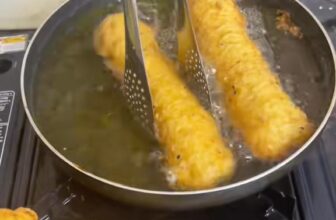 [🆕🇻🇳] Bánh Chuối Chiên Malaysia – Thành Phát 🍔 Top1Food  🍜 Làm ít thì pha ít thôi, cứ đổ nước vào đánh tan là xong, không thêm gì cả #chuoichienmalaysia #Thanhphatfood , shares-0✔️ , likes-0❤️️ , date-2025-09-14 00:07:59🇻🇳🇻🇳🇻🇳📰🆕