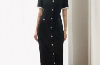 [🆕🇻🇳] CÉNES – LET THE QUINTESSENCE EMBRACES AROUND YOU 👕 Top1Fashion 👗  𝐌𝐬. 𝐊𝐡𝐚𝐧𝐡 𝐇𝐮𝐲𝐞𝐧 𝐬𝐡𝐢𝐧𝐢𝐧𝐠 𝐢𝐧 𝐒𝐭𝐫𝐮𝐜𝐭𝐮𝐫𝐞𝐝 𝐁𝐮𝐭𝐭𝐨𝐧-𝐃𝐨𝐰𝐧 𝐃𝐫𝐞𝐬𝐬Thiết kế khai thác sự đối lập giữa phom dáng sắc sảo và chất liệu mềm mại: cầu vai đứng, đường cắt , shares-2✔️ , likes-13❤️️ , date-2025-09-10 03:55:03🇻🇳🇻🇳🇻🇳📰🆕