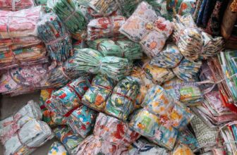 [🆕🇻🇳] Cửa hàng Tole – Lanh 👕 Top1Fashion 👗  Đống này mới là ê hề thiệt sự nè mí bạnEm lên đơn trả khách mẫu SN nhoa . Trộm vía ra Sn mùa mưa mà vẫn dc mấy chị ủng hộ
, shares-0✔️ , likes-2❤️️ , date-2025-09-10 21:23:59🇻🇳🇻🇳🇻🇳📰🆕