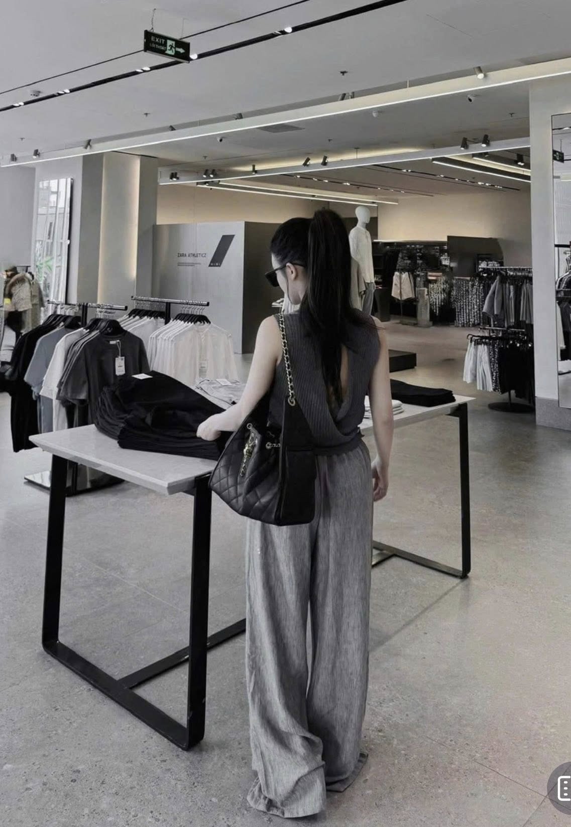 [🆕🇻🇳] Áo dài nhà KO – chuyên dòng áo dài thiết kế cao cấp – MADE IN VIETNAM 👕 Top1Fashion 👗   𝐒𝐚̆𝐧 𝐚́𝐨 𝐝𝐚̀𝐢 𝐇𝐎𝐓 𝐓𝐑𝐄𝐍𝐃 – 𝐠𝐢𝐚́ 𝐲𝐞̂𝐮 𝐭𝐡𝐮̛𝐨̛𝐧𝐠, 𝐬𝐨̂́ 𝐥𝐮̛𝐨̛̣𝐧𝐠 𝐜𝐨́ 𝐡𝐚̣𝐧!
Mỗi thiết kế trong bộ sưu tập là lời thì thầm dịu dàng từ chất lụa óng mượt, sắc màu , shares-2✔️ , likes-10❤️️ , date-2025-09-11 22:42:13🇻🇳🇻🇳🇻🇳📰🆕