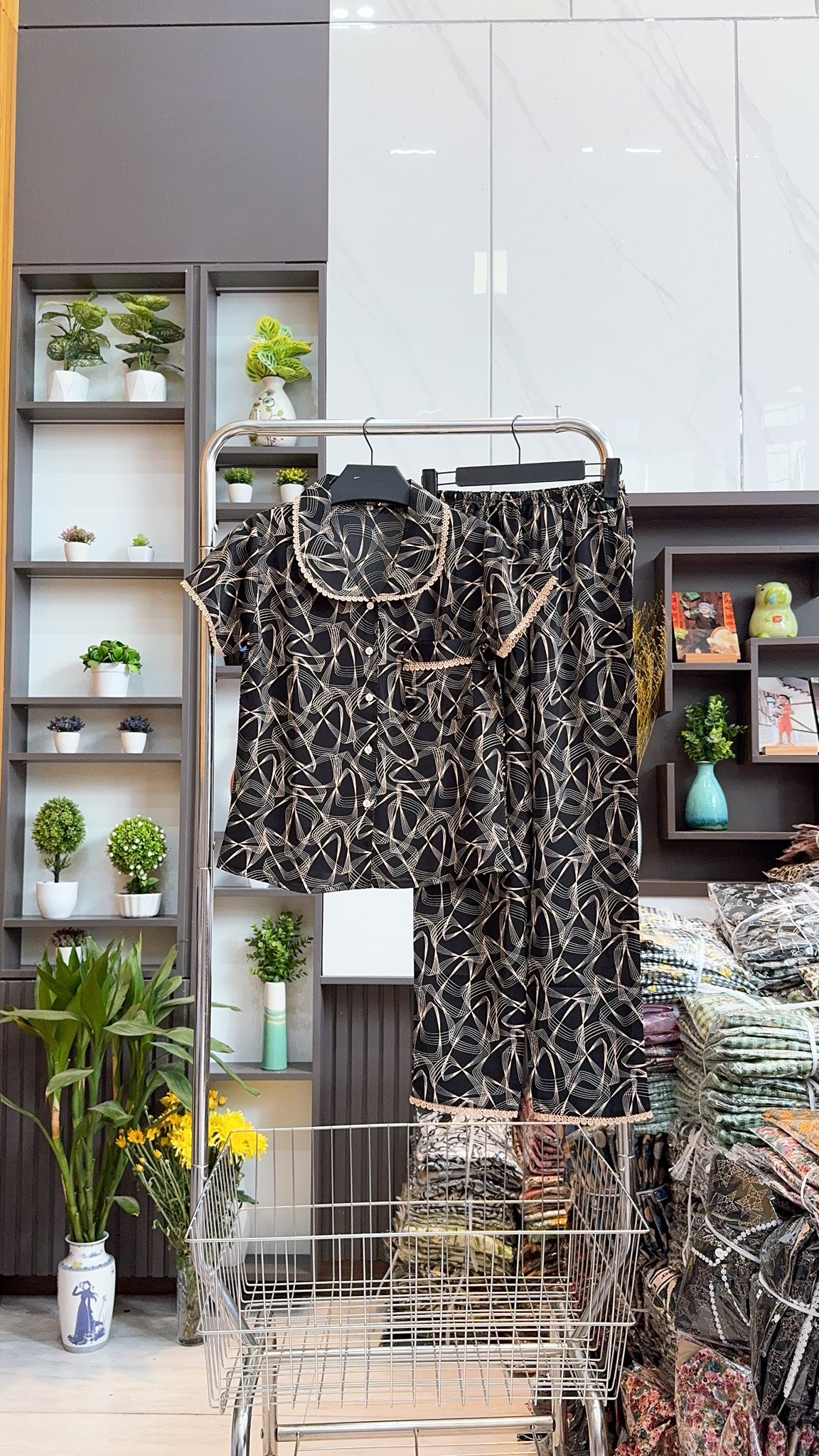 [🆕🇻🇳] Shop đồ bộ Thảo Bé – Chuyên cung cấp sỉ và lẻ hàng may mặc, đồ bộ pijama 👕 Top1Fashion 👗  Thanh lý xã kho lớn nhất năm
Có đủ size từ 40-70Kg mặc vừaKhách muốn được chốt sớm : inbox gửi mẫu, cho shop sdt địa chỉ đầy đủ là được chốt đơn nhanh  , shares-1✔️ , likes-28❤️️ , date-2025-09-12 15:39:34🇻🇳🇻🇳🇻🇳📰🆕