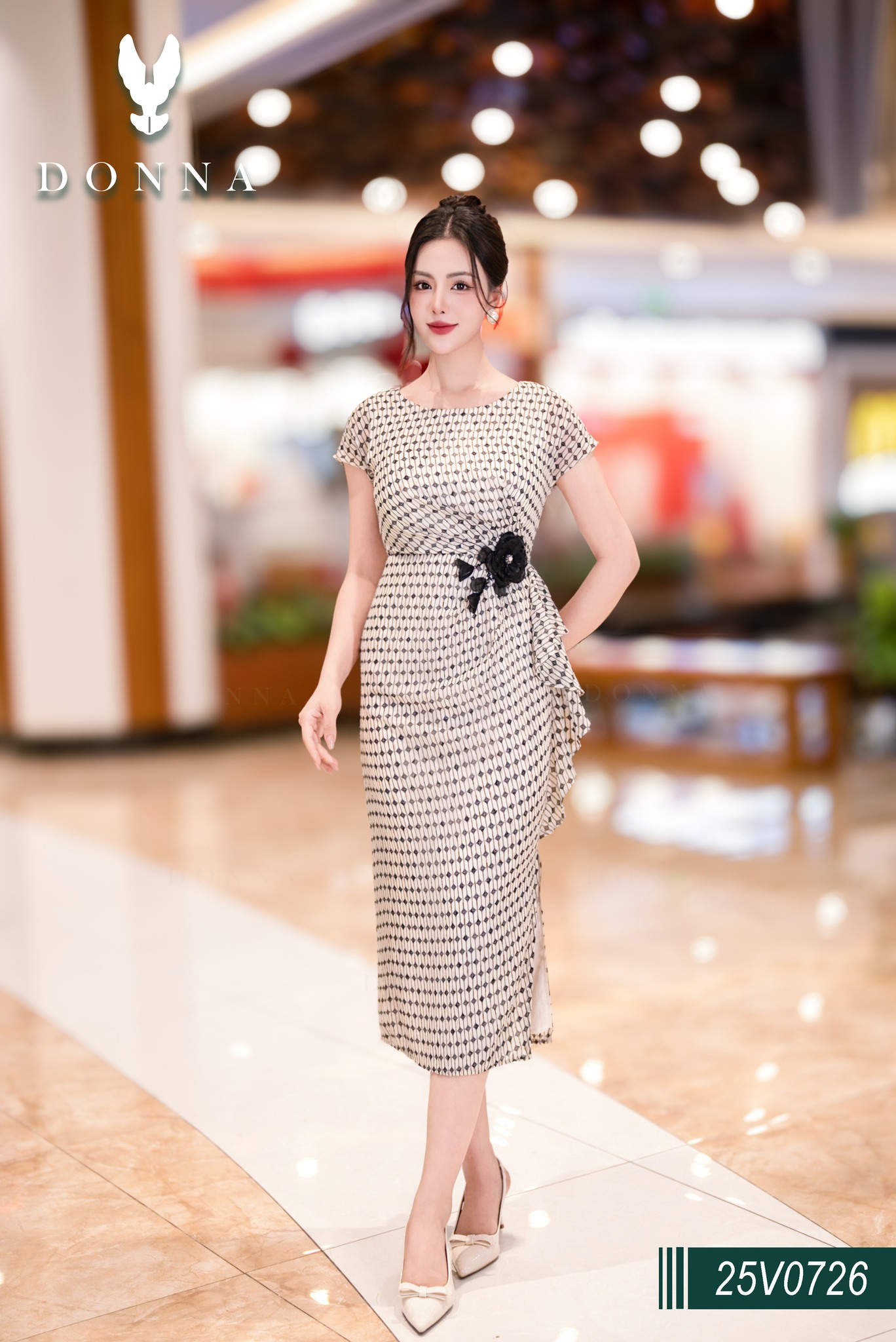 [🆕🇻🇳] DONNA Luxury – Thiết kế & Thời trang 👕 Top1Fashion 👗  Khi vẻ đẹp nữ quyền được thể hiện qua đường cắt tinh xảo và những chi tiết hoa đính nổi bật. Thiết kế đầm ôm với hoạ tiết độc quyền nhà Donna sẽ không làm  , shares-0✔️ , likes-3❤️️ , date-2025-09-10 17:39:55🇻🇳🇻🇳🇻🇳📰🆕