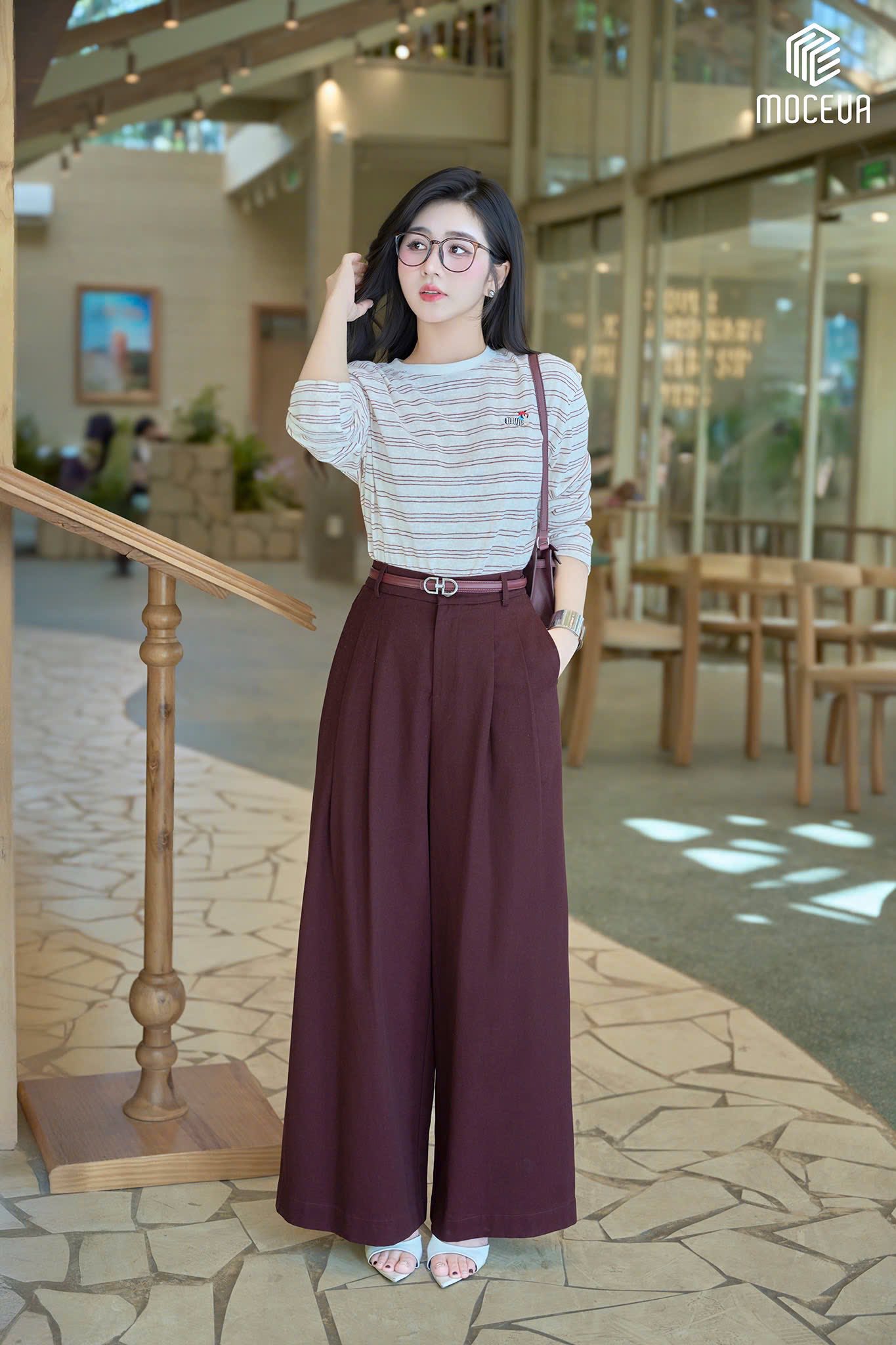 [🆕🇻🇳] Nalenia – Thiết kế & Thời trang 👕 Top1Fashion 👗  𝐕𝐢𝐜𝐭𝐨𝐫𝐢𝐚 𝐒𝐞𝐭 𝐌𝐢𝐱 𝐌𝐚𝐭𝐜𝐡Set đồ Victoria Mix & Match mang nét thanh lịch với họa tiết caro tím xanh và chi tiết ren trắng cổ điển. Áo dáng ôm phối ren cùng  , shares-0✔️ , likes-8❤️️ , date-2025-09-13 04:46:14🇻🇳🇻🇳🇻🇳📰🆕