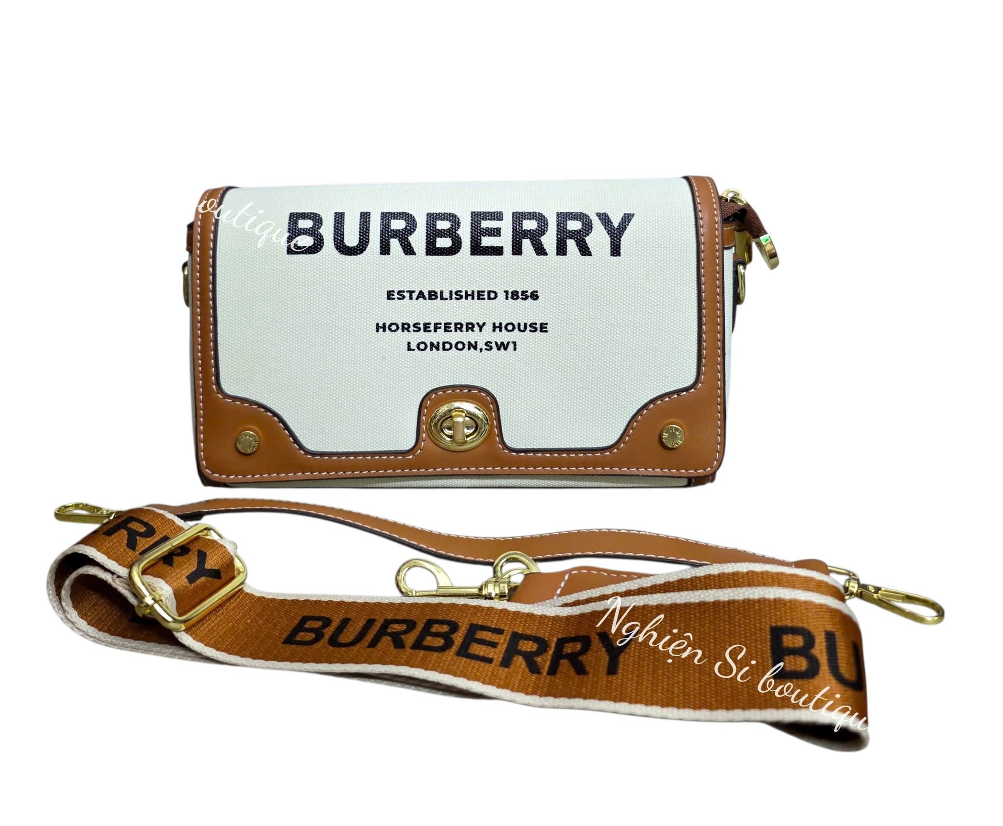 [🆕🇻🇳] Room 22 Studio – thương hiệu thời trang thiết kế cao cấp dành cho những người phụ nữ hiện đại 👕 Top1Fashion 👗  [𝐆𝐨́𝐜 𝐅𝐞𝐞𝐝𝐛𝐚𝐜𝐤]
Chiếc váy trắng thanh lịch, nhún vai nhẹ nhàng – vừa mặc đã thấy tôn dáng, dịu dàng hơn hẳn. Nhiều nàng còn nhắn lại: “Lên ảnh cực xinh, ai , shares-0✔️ , likes-1❤️️ , date-2025-09-11 03:07:57🇻🇳🇻🇳🇻🇳📰🆕