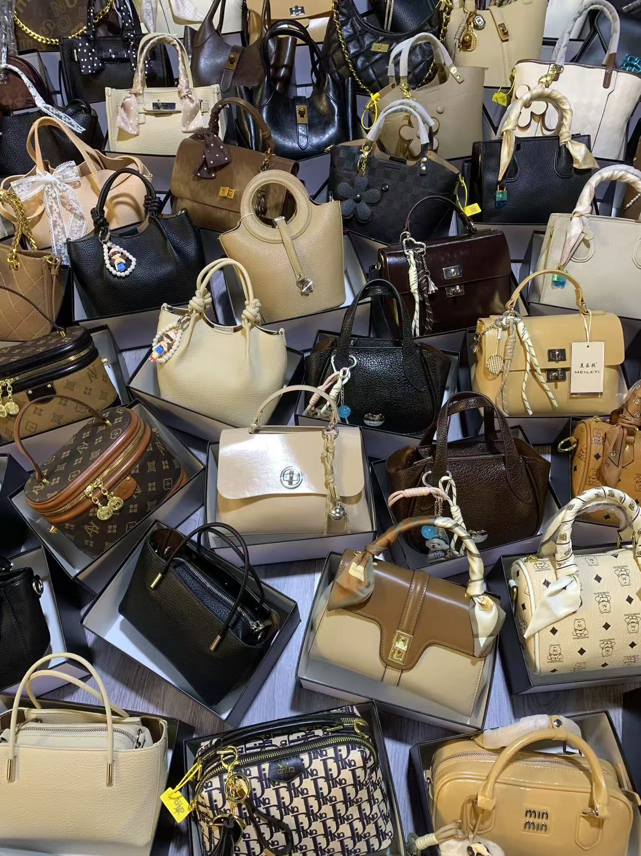 [🆕🇻🇳] Chuyên Đổ Sỉ Giầy Dép Quảng Châu Toàn Quốc  (Chuyên balo túi xách) 👕 Top1Fashion 👗  Mời sỉ lên đơn
, shares-1✔️ , likes-0❤️️ , date-2025-09-10 08:16:39🇻🇳🇻🇳🇻🇳📰🆕