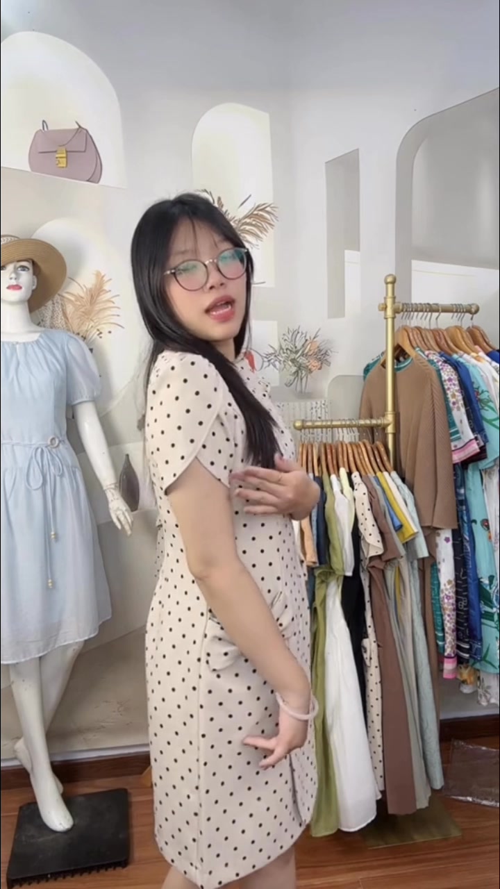 [🆕🇻🇳] Temu – SHOP LIKE A BILLIONAIRE ♥️️ Top1Shop 🛍️  This 5-tier shelf shows off books, plants, or keepsakes while saving floor space. 
 Find it at 
#Temu #TemuFinds #HomeDecor , shares-0✔️ , likes-0❤️️ , date-2025-09-14 08:01:08🇻🇳🇻🇳🇻🇳📰🆕