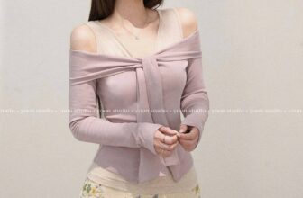 [🆕🇻🇳] Yoon Studio – Cửa hàng quần áo 👕 Top1Fashion 👗  Đi đâu cũng ghi điểm với Lisa TopÁo dáng ôm nhẹ, chất vải mềm mịn cùng thiết kế hở vai tinh tế giúp tôn trọn nét nữ tính và cuốn hút. Điểm nhấn thắt nơ  , shares-0✔️ , likes-0❤️️ , date-2025-09-14 16:47:42🇻🇳🇻🇳🇻🇳📰🆕