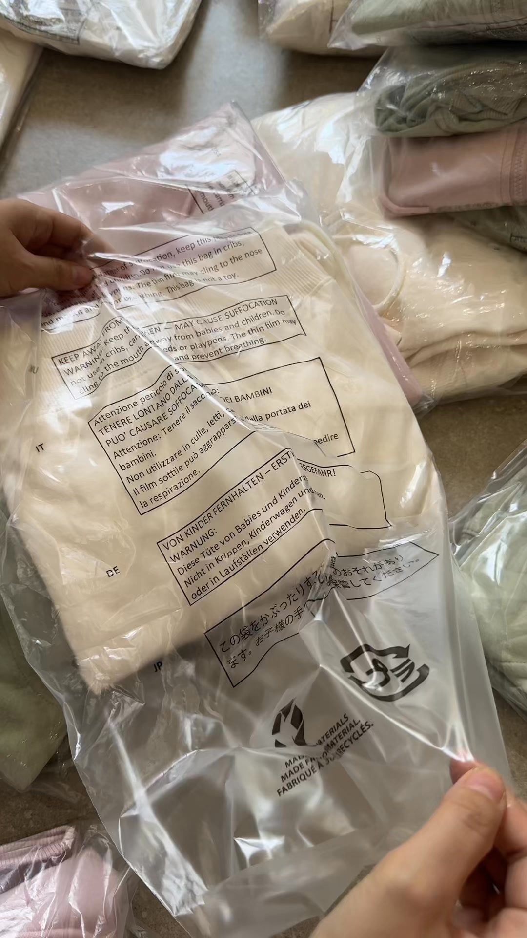 [🆕🇻🇳] Quynh Giao Nguyen -Cửa hàng quần áo 👕 Top1Fashion 👗   , shares-0✔️ , likes-0❤️️ , date-🇻🇳🇻🇳🇻🇳📰🆕