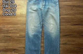 [🆕🇻🇳] Bảo Lộc Secondhand 👕 Top1Fashion 👗  L,evi’s 501 vintage 90sSize 32Eo 82
Đùi 29
Dài 104
Ống 20
Độ mới 90%• Chất vải dày dặn, bền bỉ
• Màu xanh đá bạc
• Fly button
• Ống đứng, dáng chuẩ , shares-0✔️ , likes-1❤️️ , date-2025-09-13 01:46:40🇻🇳🇻🇳🇻🇳📰🆕