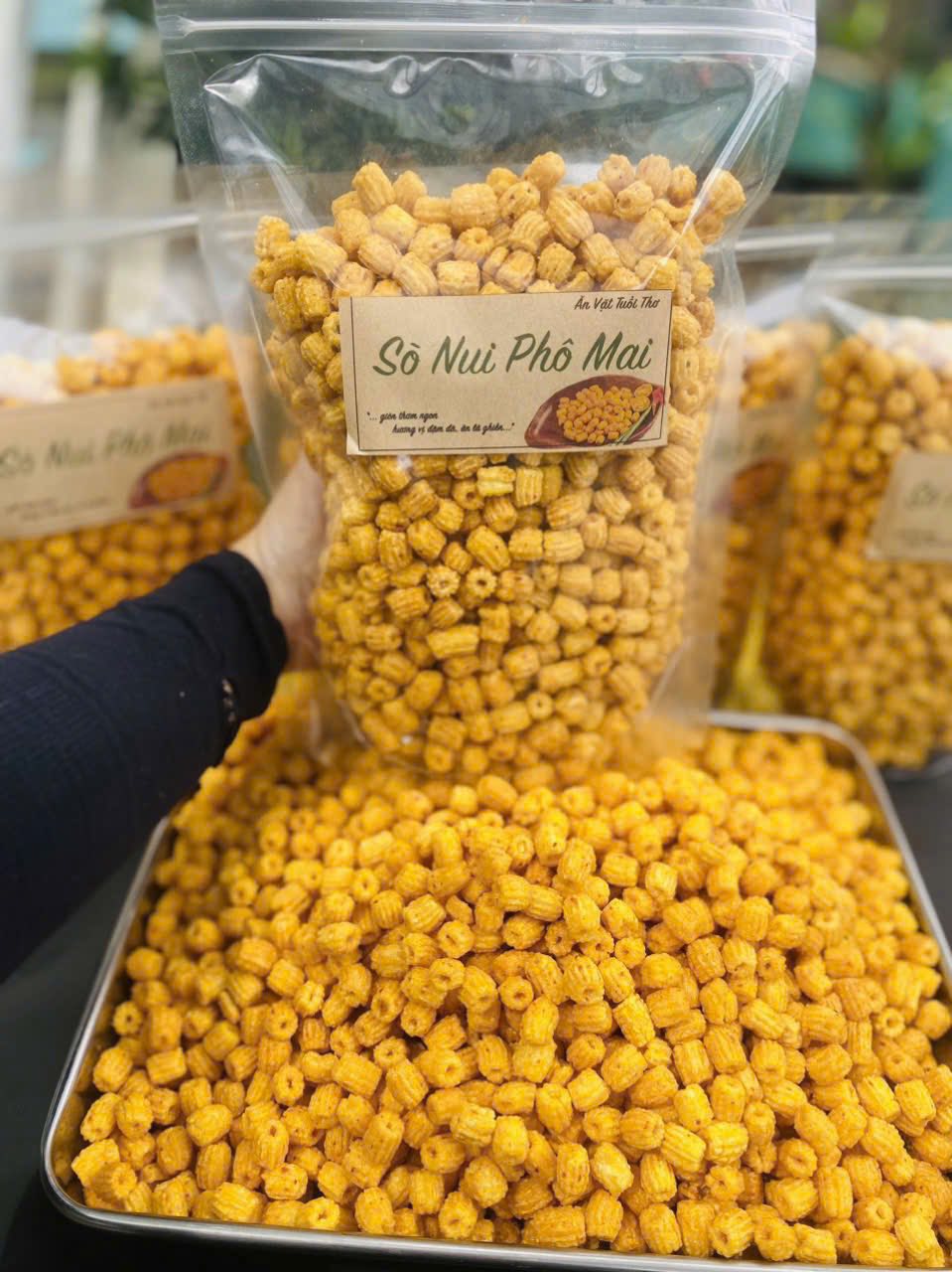 [🆕🇻🇳] LÒ MỨT DỪA – Mứt dừa non 🍔 Top1Food  🍜  [SNACK CHIÊN MẮM ĐỒNG GIÁ– VỪA NGON VỪA RẺ] 

  Đồng giá 55k/500g 

Tổng hợp 4 món ăn vặt “gây nghiện” nhất mùa này! Vị mắm thơm lừng – cay cay – giòn rụm , shares-1✔️ , likes-2❤️️ , date-2025-09-14 18:36:03🇻🇳🇻🇳🇻🇳📰🆕