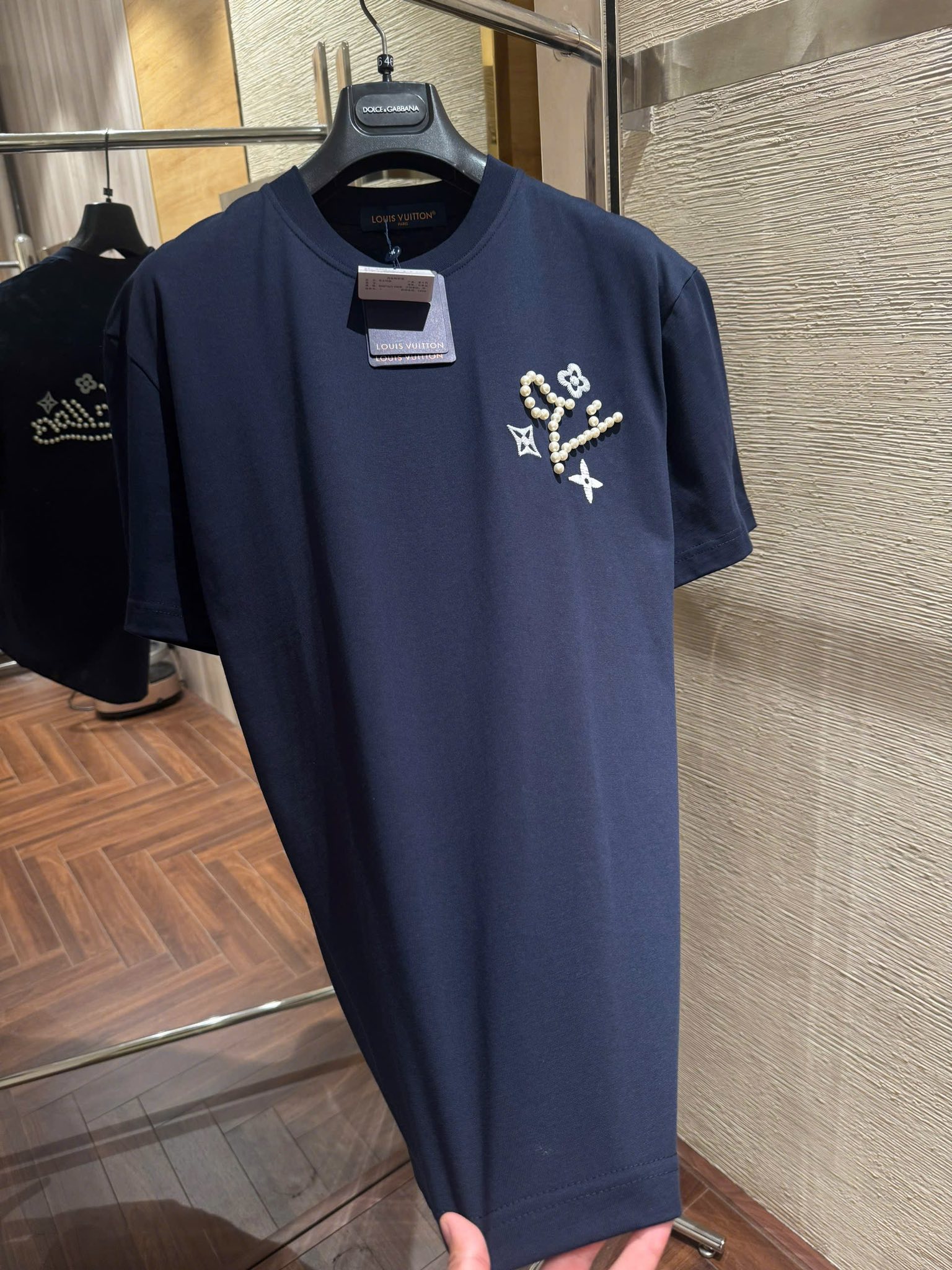 [🆕🇻🇳] Luxurée Luxury – Chuyên hàng V.I.P cao cấp Hong Kong 👕 Top1Fashion 👗  “Bởi mọi người sẽ nhìn chằm chằm, hãy làm họ thoả mãn”.
, shares-0✔️ , likes-1❤️️ , date-2025-09-13 19:51:19🇻🇳🇻🇳🇻🇳📰🆕