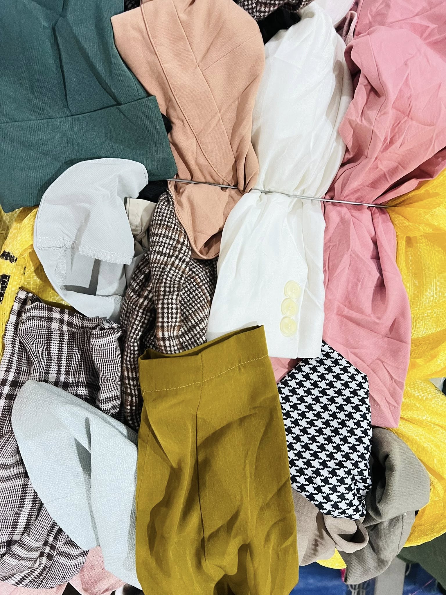 [🆕🇻🇳] Linh Trà Luxury Fashion – chuyên đầm trung niên cao cấp 👕 Top1Fashion 👗   KHÔNG CHỈ LÀ ĐẦM – LÀ CẢ MỘT PHONG CÁCH
Thiết kế tối giản nhưng mang lại hiệu ứng sang trọng
Vải mềm mát, không nhăn, dễ chăm sóc
Diện lên là thấy khá , shares-0✔️ , likes-0❤️️ , date-2025-09-13 22:11:10🇻🇳🇻🇳🇻🇳📰🆕