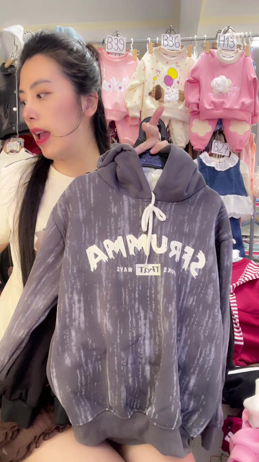 [🆕🇻🇳] Tiệm Nhà Cây Chuyên sỉ lẻ quần áo cho bé hàng chất lượng tuyển chọn với giá cực ưu đãi  🧑‍🧒❤️️👶⭐️ Em x\u1ea3 h\u00e0ng t\u1eeb 39k  z\u00f4 nhanh mom \u01b0ii”},”id”:”UzpfSTEwMDA4NDg4ODA3Njg0NjpWSzoxMjg5Mzc5MjM2MjYzMTYy”},”accent_color”:”FF3E152A”},”ext , shares-6✔️ , likes-125❤️️ , date-2025-09-17 16:36:53🇻🇳🇻🇳🇻🇳📰🆕