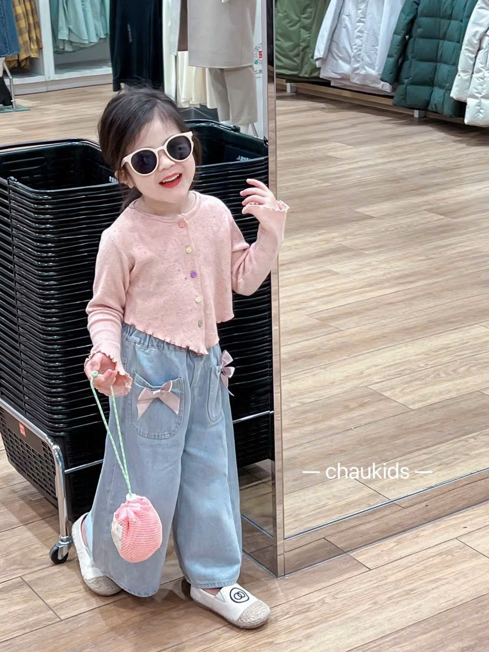 [🆕🇻🇳]  Xưởng May Quần Áo Trẻ Em Xuất Khẩu Cao Cấp Ở Tphcm 😎❤️️⭐️ Smocking.
Nếu bạn muốn làm những chiếc đầm smocking xinh đẹp. Hãy nhắn cho chúng tôi nhé
Xưởng may ms Nga
0944471058
, shares-0✔️ , likes-2❤️️ , date-2025-09-16 16:17:03🇻🇳🇻🇳🇻🇳📰🆕