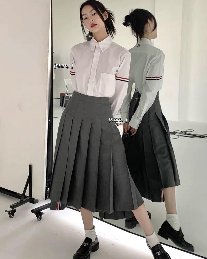 [🆕🇻🇳] June Shop – Nhà phân phối đồ may mặc 👕 Top1Fashion 👗  Dễ mặc nhất nhần nhậtttt
Em thun chữ cotton chất siu la thichhh, co giãn thoai mái phom đẹp lăm lămm, vao mùa mix trong ao khoác cũng siêu tiện ah. Mặc bnh , shares-1✔️ , likes-23❤️️ , date-2025-09-15 02:08:01🇻🇳🇻🇳🇻🇳📰🆕