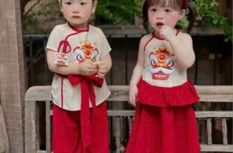 [🆕🇻🇳] Tí Nị kids Biên Hòa – Chuyên quần áo trẻ em 🧑‍🧒❤️️👶⭐️ TRẢ HÀNG SAU 7 ngày
Đỉnh nóc – kịch trần mùa Trung Thu chắc chắn gọi tên cặp set này rồi ạ.
“Siêu phẩm” từ chất liệu – kiểu dáng – màu sắc – hình in. Mọi  , shares-0✔️ , likes-1❤️️ , date-2025-09-16 23:06:05🇻🇳🇻🇳🇻🇳📰🆕