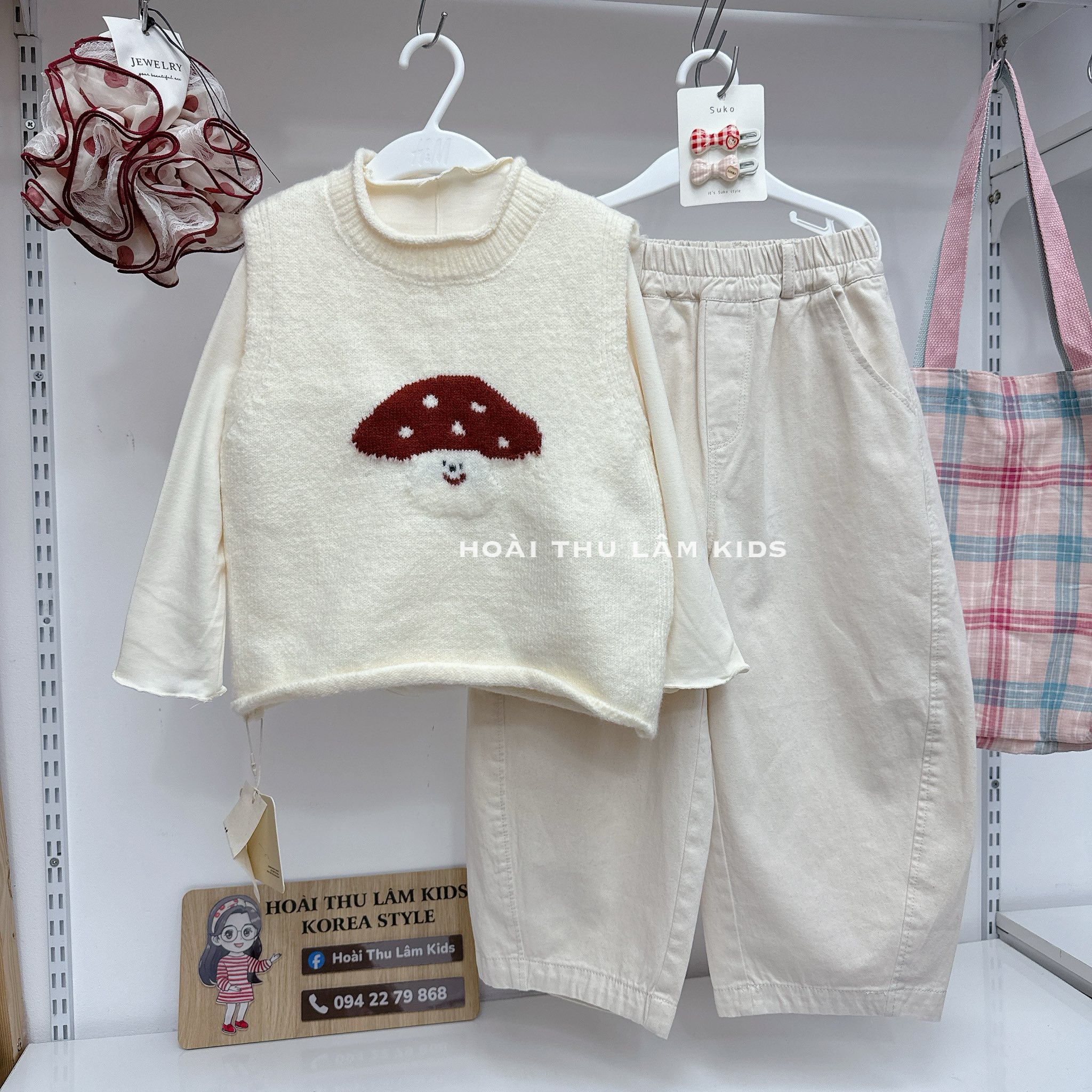 [🆕🇻🇳] Bối Bakery-Chuyên sỉ, lẻ các loại bánh bông lan trứng muối – bánh cheese – bánh chuối thượng hải- tiramisu 🍔 Top1Food  🍜 Tiramisu cho đơn hàng hôm nay 
Size 14cm – 18cm 
 250 – 350 xu 
 
HỆ THỐNG CỬA HÀNG BỐI BAKERY 
  CN1: 1 Bình Giã, Phừơng Tân Bình
  CN2: 58 Vũ Huy Tấn Phư , shares-1✔️ , likes-6❤️️ , date-2025-09-14 19:04:49🇻🇳🇻🇳🇻🇳📰🆕