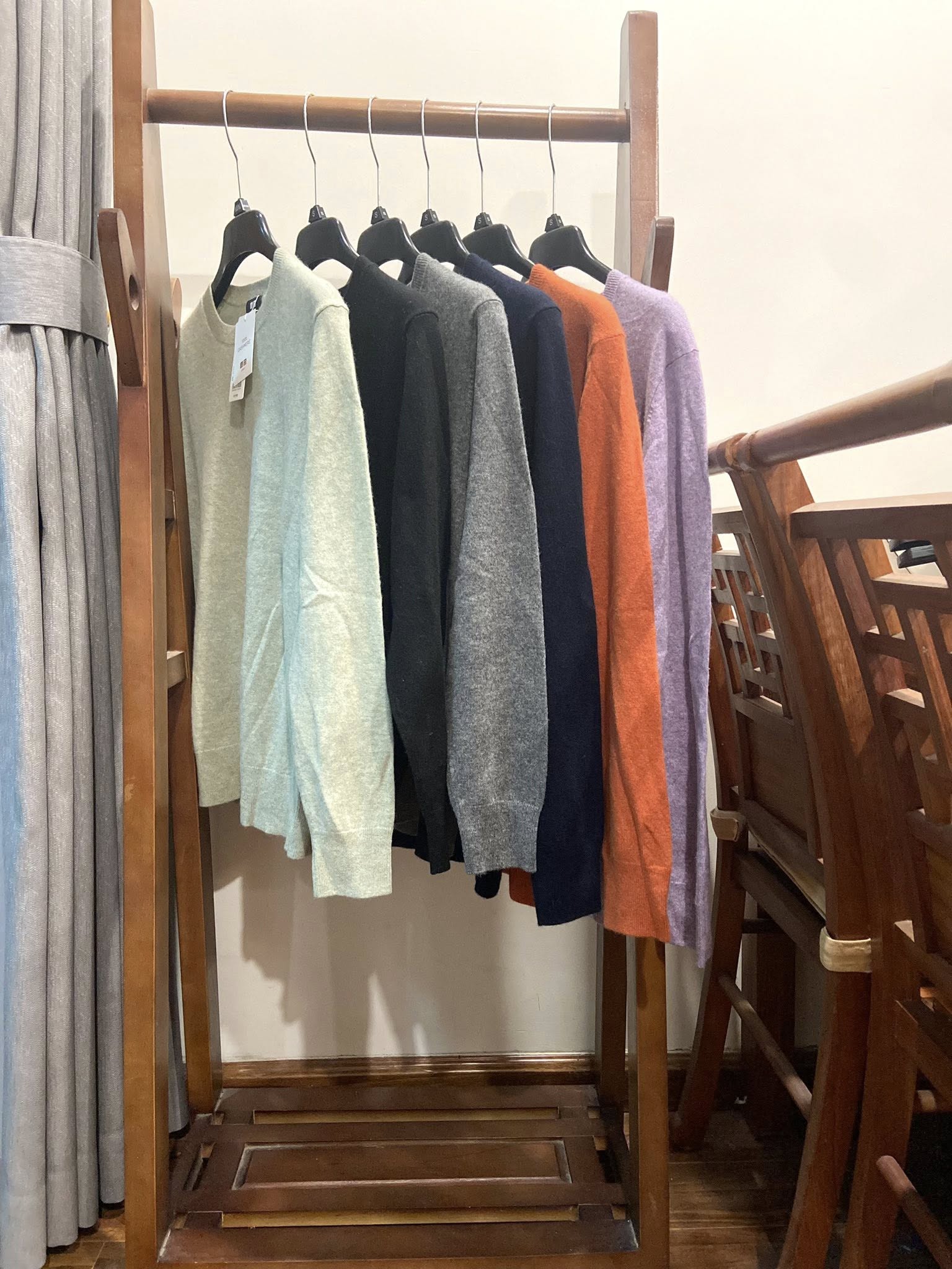 [🆕🇻🇳] HurraH Shop – Cửa hàng quần áo 👕 Top1Fashion 👗  Chờ cơn gió lạnh đầu mùa về quá cơ
Tiết trời thu mát mát diện thun , len mỏng dài tay …nhâm nhi cafe rồi lượn phố xá ngắm đườngChị em ngắm nghía mẫu mớ , shares-0✔️ , likes-1❤️️ , date-2025-09-18 14:38:19🇻🇳🇻🇳🇻🇳📰🆕