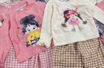 [🆕🇻🇳]  Tổng Kho Sỉ Lẻ Quần Áo Trẻ Em 🧑‍🧒❤️️👶⭐️ E về h à ng Hot các me ơii
Bộ bé gái e còn 2 màu
Siêu xinh ạ
Dư ít thôiiii chất mềm đẹp lắm , đảm bảo k đẹp e k tính xiền nhéChỉ #1xx/2bộCòn size (12 , shares-0✔️ , likes-98❤️️ , date-2025-09-18 17:22:23🇻🇳🇻🇳🇻🇳📰🆕