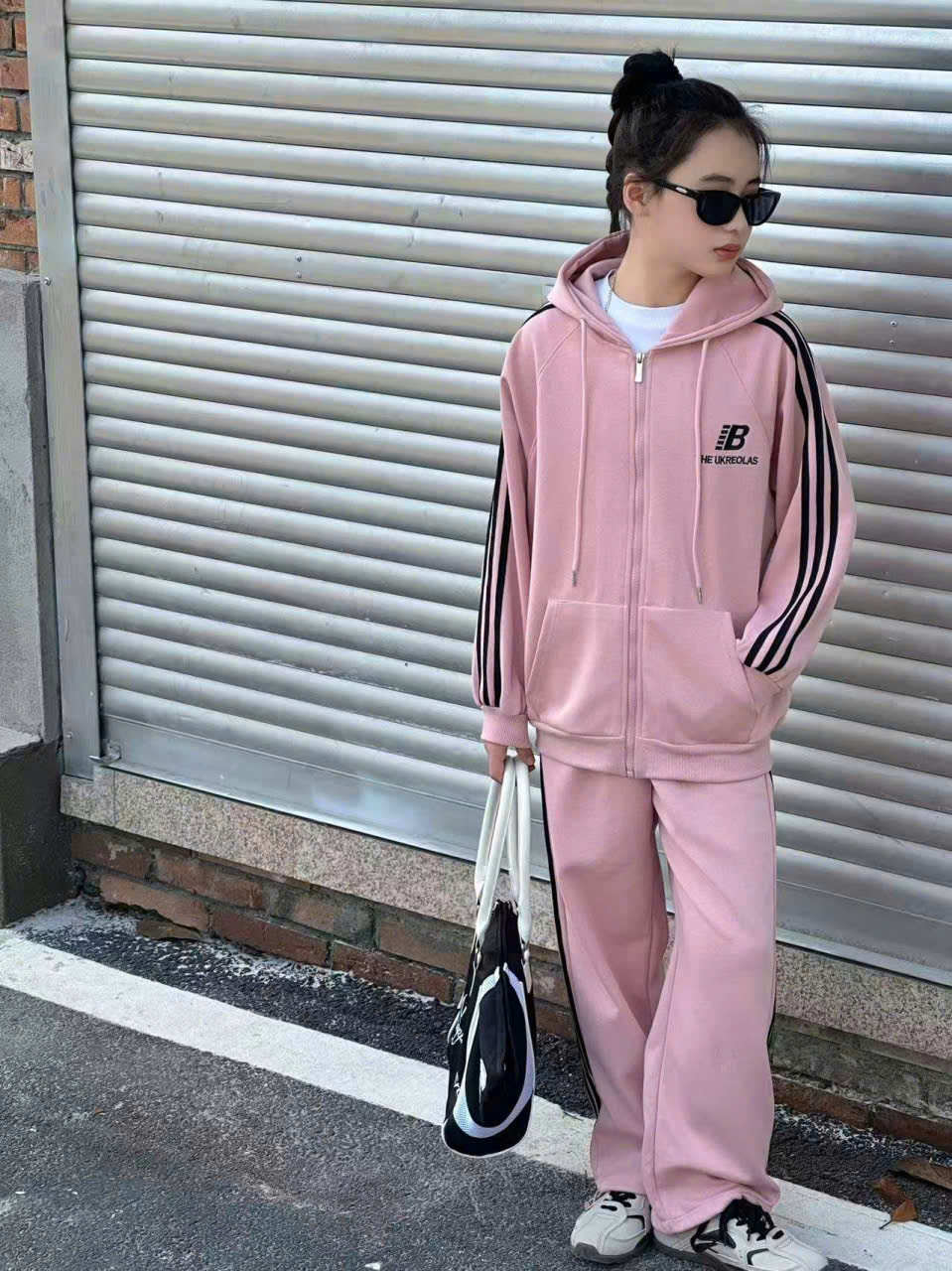 [🆕🇻🇳] Thời trang trẻ em – Mây House 🧑‍🧒❤️️👶⭐️ 𝐁𝐨̣̂ 𝐧𝐢̉ 𝐜𝐡𝐨 𝐛𝐞́ 𝐭𝐫𝐚𝐢, 𝐛𝐞́ 𝐠𝐚́𝐢
𝐂𝐡𝐚̂́𝐭 𝐥𝐢𝐞̣̂𝐮 𝐧𝐢̉ 𝟐 𝐝𝐚 𝐦𝐨̉𝐧𝐠.
𝐀́𝐨 𝐤𝐡𝐨́𝐚 𝐤𝐞́𝐨 𝐜𝐨́ 𝐭𝐡𝐞̂̉ 𝐥𝐚̀𝐦 𝐚́𝐨 𝐤𝐡𝐨𝐚́𝐜 𝐜𝐡𝐨 𝐛𝐞́.
𝐒𝐢𝐳𝐞: 𝟏𝟑𝟎-𝟏𝟕𝟎 (𝟐𝟔𝐤𝐠 – 𝟔𝟎𝐤𝐠)𝗧𝗵𝗼̛̀𝗶 𝘁𝗿𝗮𝗻𝗴  , shares-0✔️ , likes-1❤️️ , date-2025-09-18 01:38:48🇻🇳🇻🇳🇻🇳📰🆕