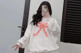 [🆕🇻🇳] Sang Choảnh-Tổng Kho Buôn 👕 Top1Fashion 👗  Áo swt nơ thêu nổi e sẵn nha báo đơn e chia
Chất nỉ ngoại hàng xuất Loại 1 xịn luôn ạ, Thêu nơ nổi nha , ảnh thật khách chụp ạ
Giá buôn #66k đại lý #61k từ , shares-0✔️ , likes-1❤️️ , date-2025-09-20 04:29:56🇻🇳🇻🇳🇻🇳📰🆕