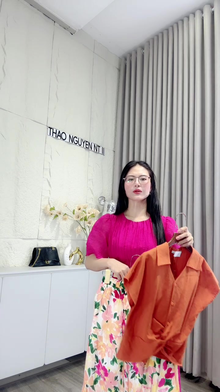 [🆕🇻🇳] Thảo Nguyễn NT ll  👕 Top1Fashion 👗  tru01b0a nay e thu1ea3o tu1eb7ng u1ea1″},”id”:”UzpfSTEwMDA1NjIwMjA3Mzg2ODpWSzo4MDk4MDU3ODgyNzI4Njk=”},”accent_color”:”FF9D0A55″},”extensions”:{“prefetc , shares-39✔️ , likes-757❤️️ , date-2025-09-14 18:32:59🇻🇳🇻🇳🇻🇳📰🆕