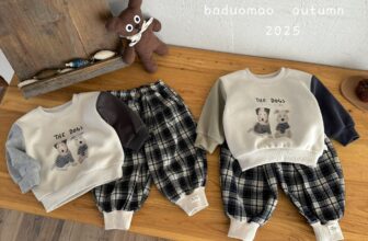 [🆕🇻🇳] 23 March Store- Thời trang trẻ em cao cấp 🧑‍🧒❤️️👶⭐️ Hàng mới về
Thật sự bộ nỉ năm nay quá xuất sắc ạ
Hàng đầu mùa lúc nào cũng xuất sắc số lượng cực ít hết là hết nhé ạ  hãng ko back lại hàng nữa đâuu
Tr , shares-1✔️ , likes-13❤️️ , date-2025-09-21 18:25:00🇻🇳🇻🇳🇻🇳📰🆕