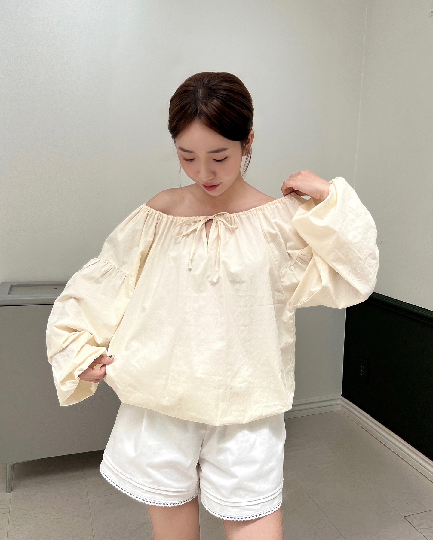[🆕🇻🇳] LOVI SHOP 👕 Top1Fashion 👗  HAZY BLOUSE—
Shopping on Shopee/Tiktok: Lovishop
, shares-0✔️ , likes-0❤️️ , date-2025-09-18 06:51:26🇻🇳🇻🇳🇻🇳📰🆕