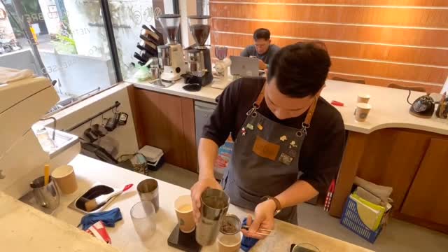 [☕️🇻🇳] The Comma coffee 🥤 Top1Coffee ☕️ Manifest ngày nào cũng bận gộn bận gộn——————————
The Comma Coffee
21 Hoa Mai, phường 2, quận Phú Nhuận
, shares-0✔️ , likes-6❤️️ , date-2025-09-17 18:24:43🇻🇳🇻🇳🇻🇳📰🆕