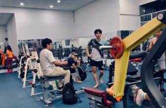 [🆕🇻🇳] Yoga – Fitness Đình Vinh – GYM – YOGA – ZUMBA – AEROBIC – MÚA CỔ TRANG – DANCE KID 🧘 Top1Yoga 🤸🏻‍♀️ Cuối tuần này bạn chọn nâng tạ
hay nâng ly
Dù là đầu tuần hay cuối tuần .  Học viên Yoga – Fitness Đình Vinh vẫn chọn đi tập đều đặn mỗi ngày . Còn bạn  , shares-0✔️ , likes-6❤️️ , date-2025-09-20 16:43:39🇻🇳🇻🇳🇻🇳📰🆕