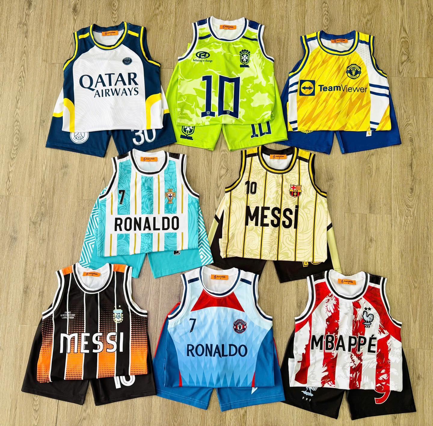 [🆕🇻🇳] Quần Áo Trẻ Em Thegioiconyeu – ✨ CHUYÊN QUẦN ÁO BÉ TRAI – NÓN – PHỤ KIỆN 🧑‍🧒❤️️👶⭐️ ĐÁ BANH..THỂ THAO CÓ PO CHẤT XỊN,CHO MÙA HÈ
size 4-15 ( 9-40kg)
Thun 3d, lạnh mát dày dặn…
Nhận hàng cho kiểm thoải mái ạ
, shares-0✔️ , likes-0❤️️ , date-2025-09-20 20:22:27🇻🇳🇻🇳🇻🇳📰🆕