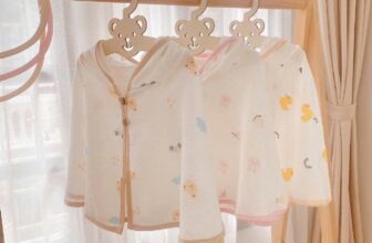 [🆕🇻🇳]  BABY BORN – Chuyên đồ sơ sinh cao cấp chính hãng Nous Bu Chaang Lapomme 🧑‍🧒❤️️👶⭐️  Mẹ đã có áo choàng chống nắng, gió cho bé chưaMonona vừa ra áo choàng chất liệu Muslin theo nguyện vọng của nhiều mom thích độ mềm & thấm hút của musl , shares-0✔️ , likes-0❤️️ , date-2025-09-23 15:16:01🇻🇳🇻🇳🇻🇳📰🆕