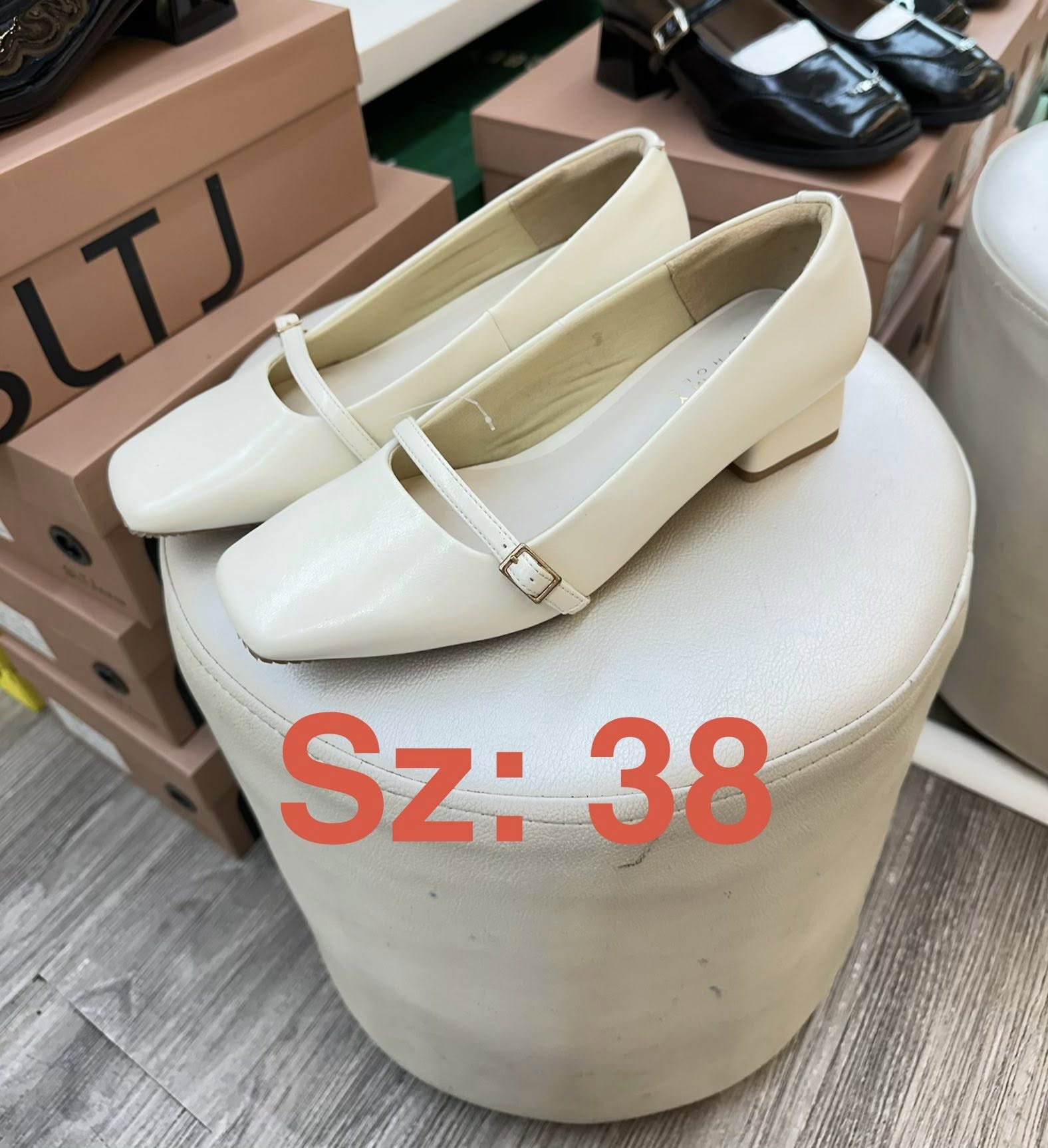 [🆕🇻🇳] Phương Ngân Shoes – 310 Lê Quý Đôn – Giày Dép Nam Nữ 👕 Top1Fashion 👗  Giày 140k
Dép 100k
#phươngngânshoes310lêquýđôntptb
#giaydep #giaynu #thoitrang
, shares-0✔️ , likes-5❤️️ , date-2025-09-22 17:02:17🇻🇳🇻🇳🇻🇳📰🆕