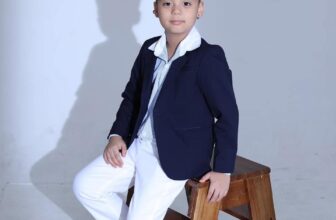 [🆕🇻🇳] TikTak House – Thời trang thiết kế cho bé 🧑‍🧒❤️️👶⭐️ Feedback set vest xanh navy quần trắng ưng quá ạSize trong ảnh 29kg 8 tuổi các mẹ nhé. Mặc vừa inMẹ nào ưng thì ib shop ạ
, shares-0✔️ , likes-1❤️️ , date-2025-09-23 17:05:26🇻🇳🇻🇳🇻🇳📰🆕