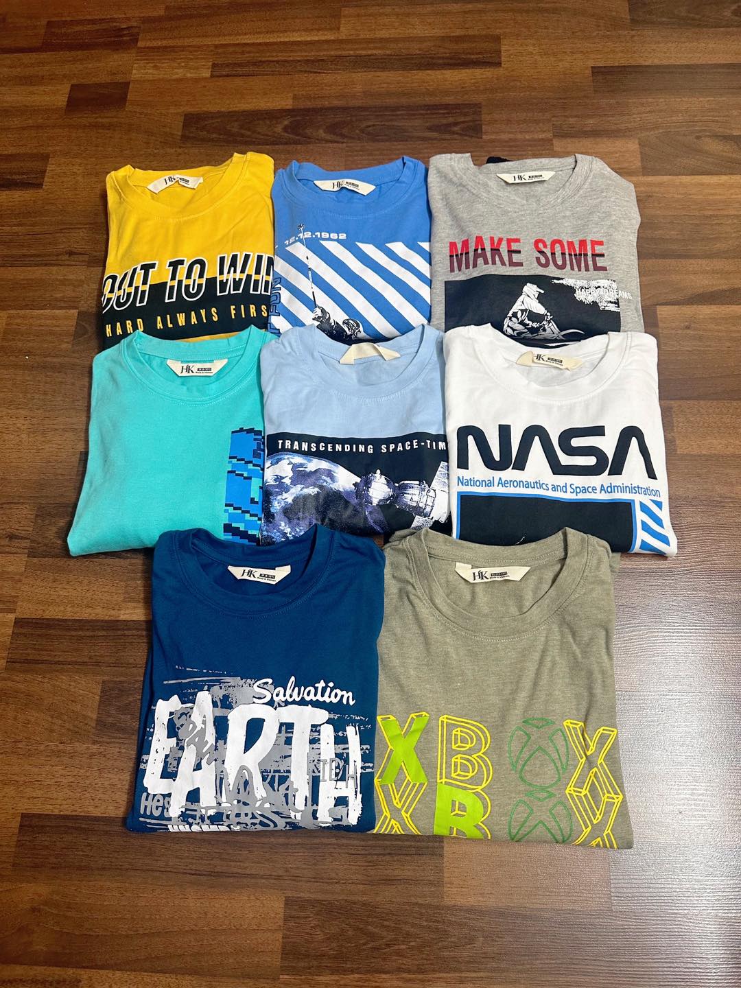 [🆕🇻🇳] Gia Hân – Chuyên Quần Áo Trẻ Em Xuất Khẩu 🧑‍🧒❤️️👶⭐️  Bộ dài cho bé trai 24 – 55kg đẹp rẻ, chất cotton,
 mấy c không mua ở shop em, thì còn biết mua ở đâu bây giờ 
Còn ít, em bán sale luôn chỉ  105k/b
Cận chấ , shares-1✔️ , likes-6❤️️ , date-2025-09-19 20:00:25🇻🇳🇻🇳🇻🇳📰🆕