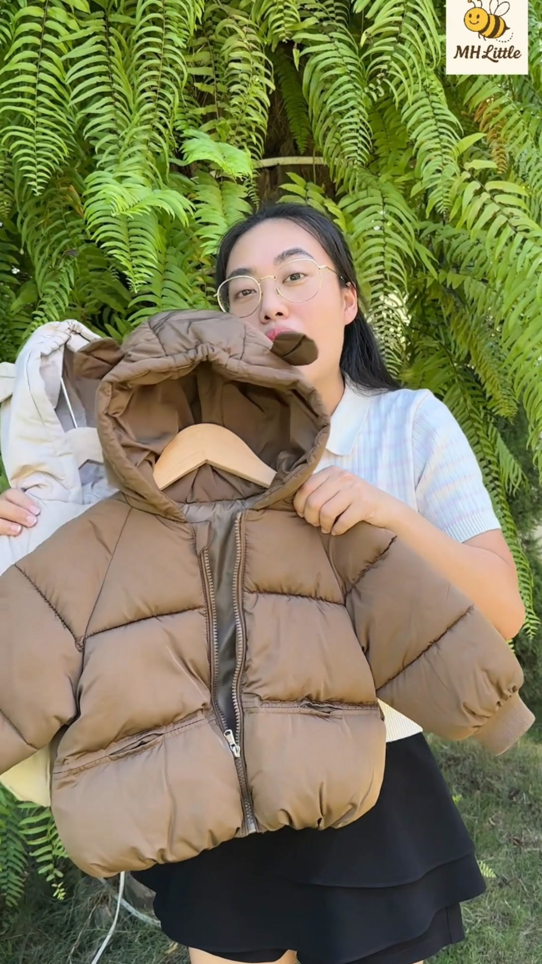 [🆕🇻🇳] Sang Choảnh-Tổng Kho Buôn 👕 Top1Fashion 👗  Áo swt nơ thêu nổi e sẵn nha báo đơn e chia
Chất nỉ ngoại hàng xuất Loại 1 xịn luôn ạ, Thêu nơ nổi nha , ảnh thật khách chụp ạ
Giá buôn #66k đại lý #61k từ , shares-0✔️ , likes-1❤️️ , date-2025-09-20 04:29:56🇻🇳🇻🇳🇻🇳📰🆕