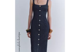 [🆕🇻🇳] nancyboho.boutique – CHUYÊN ORDER HÀNG XUẤT DƯ,TUỒN 👕 Top1Fashion 👗  MÃ : #ncy2612
Nhấn hashtag xem thêm mẫu : #nancyxk
_________________________________________________
Strap Denim Midi Dress
Đầm cổ tròn, có hai dây , shares-0✔️ , likes-0❤️️ , date-2025-09-23 06:31:22🇻🇳🇻🇳🇻🇳📰🆕