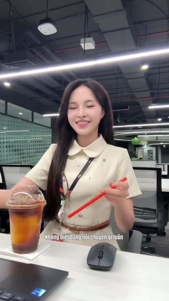 [🆕🇻🇳] AfterBefore – Modern design, high quality fabric, comfy form and effortless chic style womenswear 👕 Top1Fashion 👗  BUBBLE MIDI SKIRTSMột chiếc váy cơ bản nhưng “cứ mặc là đẹp”, dễ phối, sành điệu trong mọi hoàn cảnhForm midi nhẹ nhàng, trendy, thanh lịch
3 gam màu cơ , shares-2✔️ , likes-3❤️️ , date-2025-09-24 18:35:45🇻🇳🇻🇳🇻🇳📰🆕