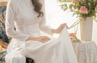 [🔑🇻🇳] WEdress – Cho thuê váy Vintage 🤝 Top1Rent 🔑  Không chỉ có áo dài hoạ tiết mà We luôn sẵn áo dài trắng trơn cho nàng sống ảo nha.
Các nàng inbox WE DRESS ngay và luôn để đ , shares-0✔️ , likes-2❤️️ , date-2025-09-24 02:26:56🇻🇳🇻🇳🇻🇳📰🆕