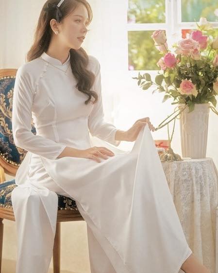 [🔑🇻🇳] WEdress – Cho thuê váy Vintage 🤝 Top1Rent 🔑  Không chỉ có áo dài hoạ tiết mà We luôn sẵn áo dài trắng trơn cho nàng sống ảo nha.
Các nàng inbox WE DRESS ngay và luôn để đ , shares-0✔️ , likes-2❤️️ , date-2025-09-24 02:26:56🇻🇳🇻🇳🇻🇳📰🆕