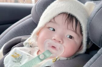 [🆕🇻🇳]  SHOP EM BÉ 🧑‍🧒❤️️👶⭐️  “Bình tĩnh nào con ơi, có ty ngậm đây rồi!”
Mẹ đừng đợi tới lúc con khóc gào thì mới chạy đi tìm  Ty ngậm là “chill pill” của bé nha:Giúp con tự xoa dị , shares-0✔️ , likes-1❤️️ , date-2025-09-22 17:42:52🇻🇳🇻🇳🇻🇳📰🆕