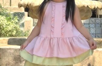 [🆕🇻🇳] P’ti Chou – Thời trang thiết kế dành cho trẻ em 😎❤️️⭐️ Mang hương vị của mùa Trăng Rằm trong thiết kế, đồng thời đủ tinh giản để đồng hành cùng bé yêu hàng ngày ✿
Yếm Bánh Dẻo mộc mạc và dễ thương, với 2 tone  , shares-0✔️ , likes-0❤️️ , date-2025-09-23 21:09:36🇻🇳🇻🇳🇻🇳📰🆕