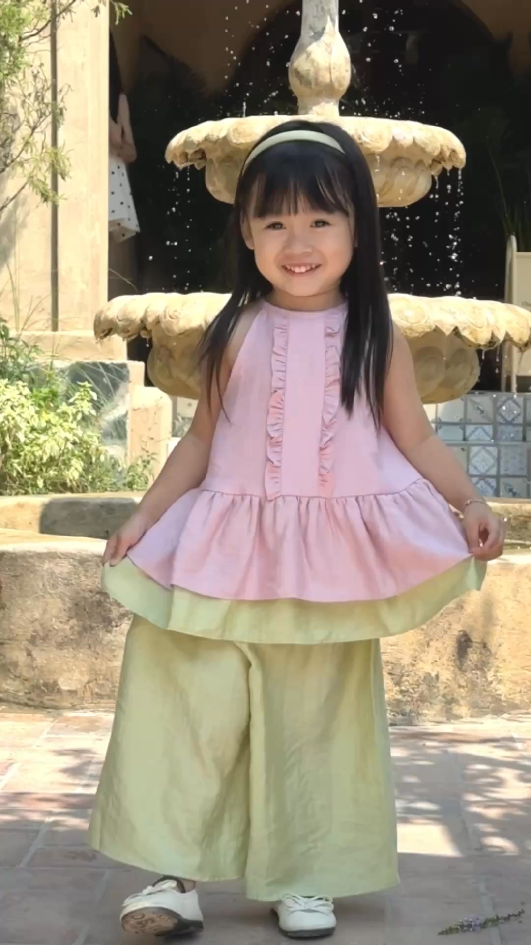 [🆕🇻🇳] Todo Kids – Qate xuất Hàn Cửa hàng quần áo sơ sinh & trẻ em 🧑‍🧒❤️️👶⭐️ Quần nỉ da cá cho thu đông sẵn rất nhiều trên shopee rồi ạ. Tất cả đều sale 20% các mẹ nhé
Hàng dư chất da cá mềm , thoáng khí sướng lắm. Chả mấy khi em để , shares-0✔️ , likes-0❤️️ , date-2025-09-23 21:22:32🇻🇳🇻🇳🇻🇳📰🆕