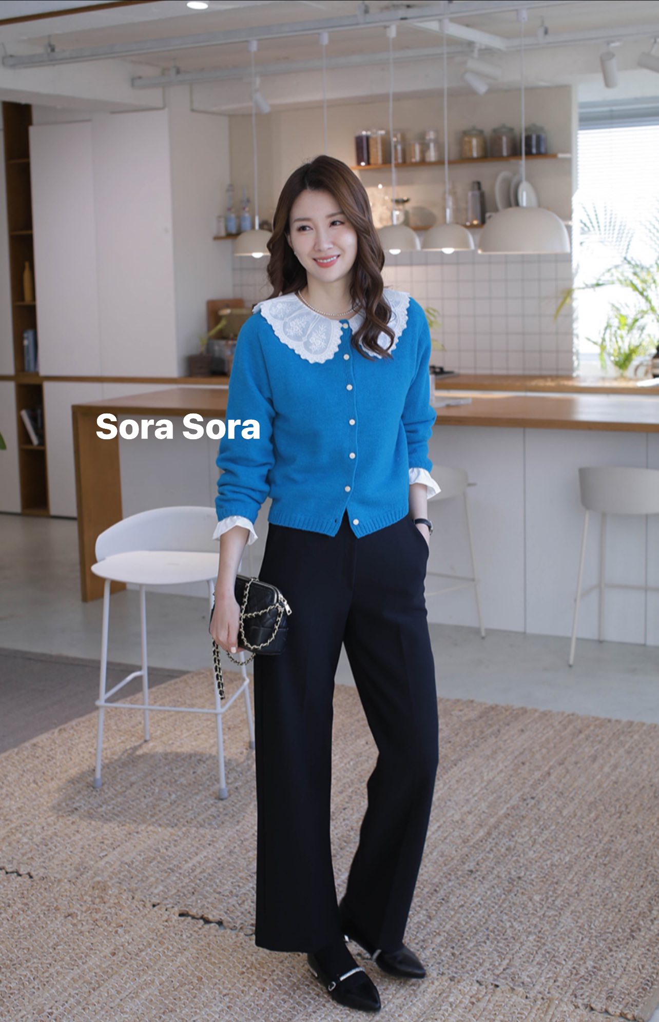 [🆕🇻🇳] IDUNN  Thiết kế & Thời trang 👕 Top1Fashion 👗  Trong sắc 𝐃𝐞𝐞𝐩 𝐑𝐞𝐝 – gam màu trending của mùa thu đông này, Á hậu Bùi Phương Nga lựa chọn bộ blazer kết hợp chân váy và sơ mi của Idunn.Một thiết kế mang , shares-2✔️ , likes-35❤️️ , date-2025-09-25 17:10:02🇻🇳🇻🇳🇻🇳📰🆕